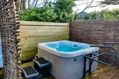 Shepherd's hut electric hot tub Shepherd's hut electric hot tub