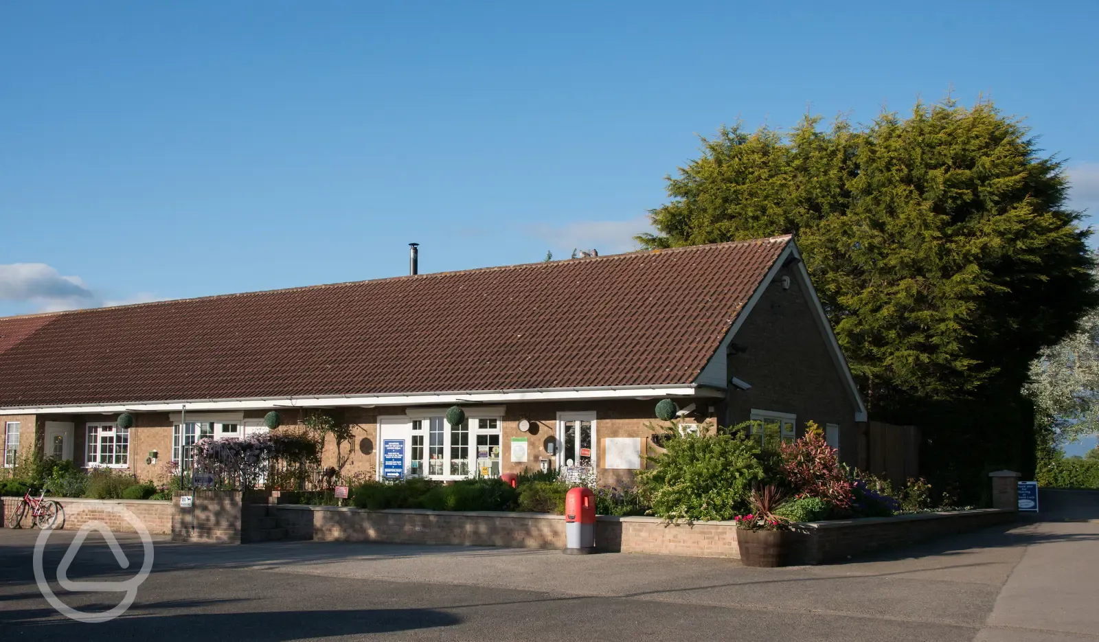 The shop and office