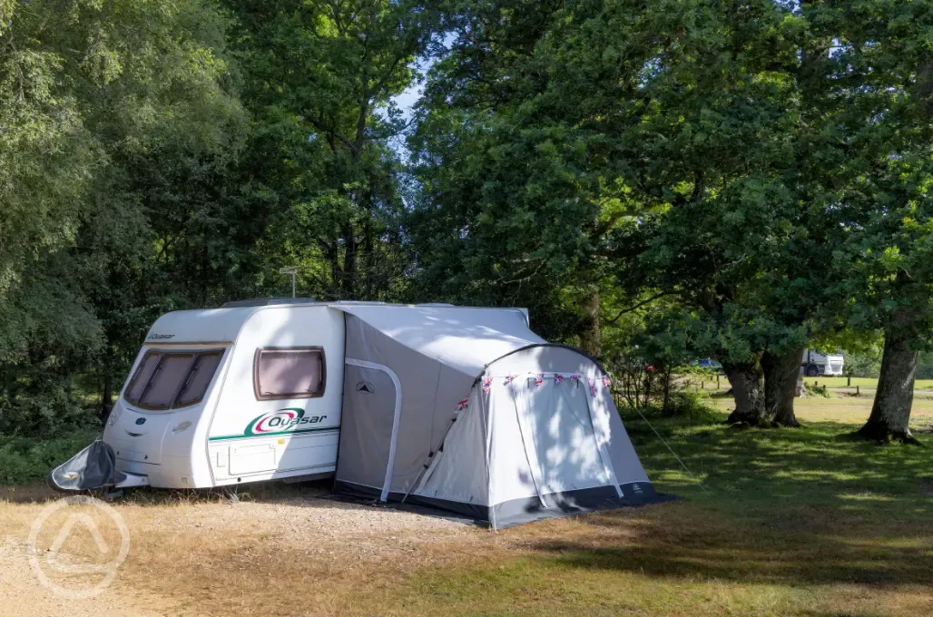Non electric hardstanding pitch