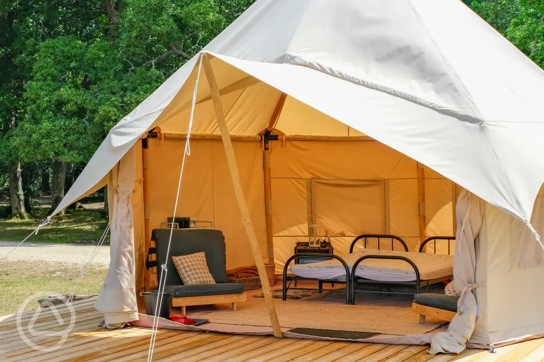 Glamping bell tent