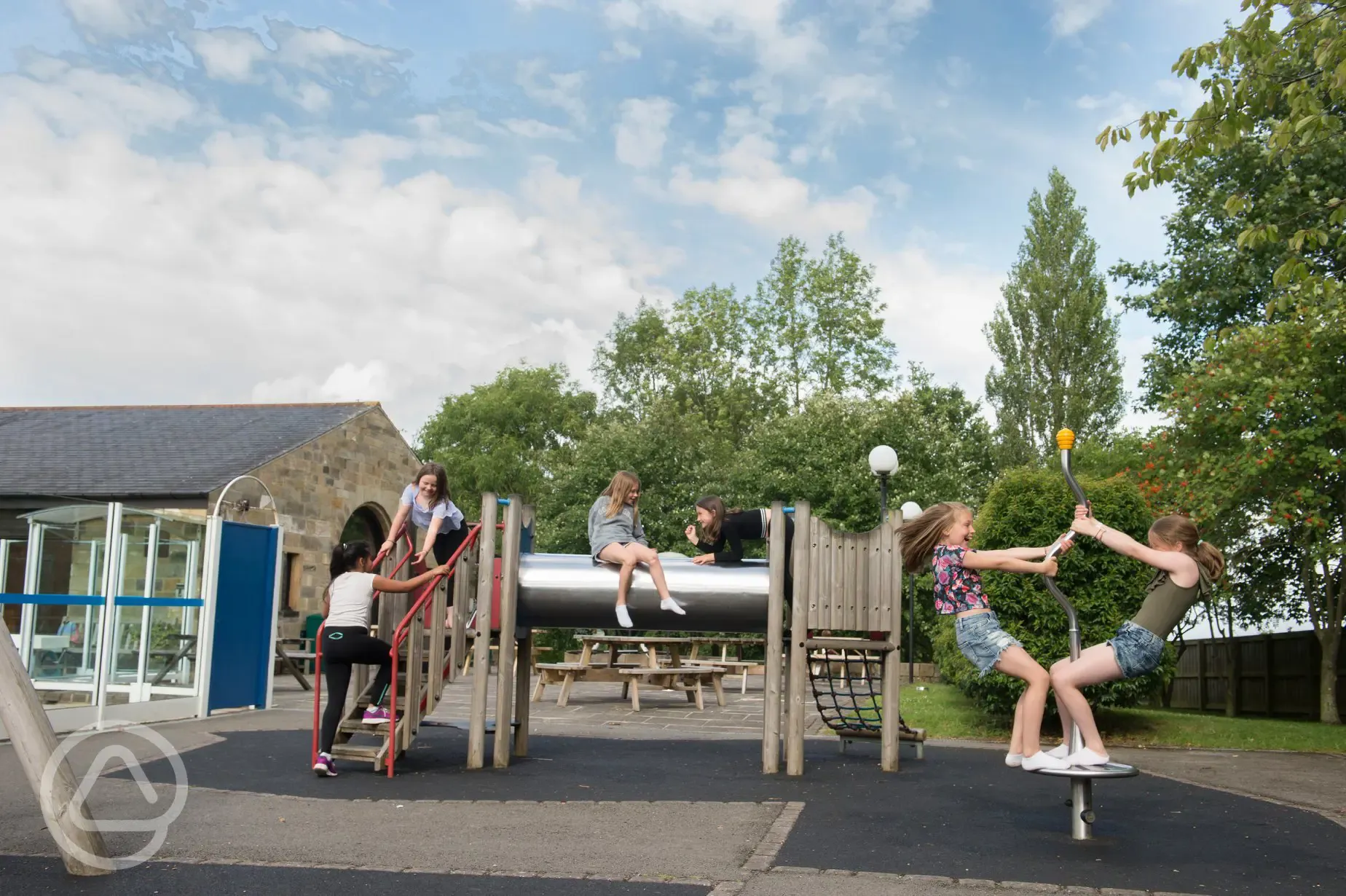 Rudding Holiday Park in Harrogate, North Yorkshire - book online now