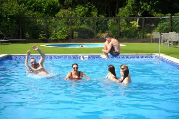 Outdoor heated swimming pool (pre-booked sessions available)