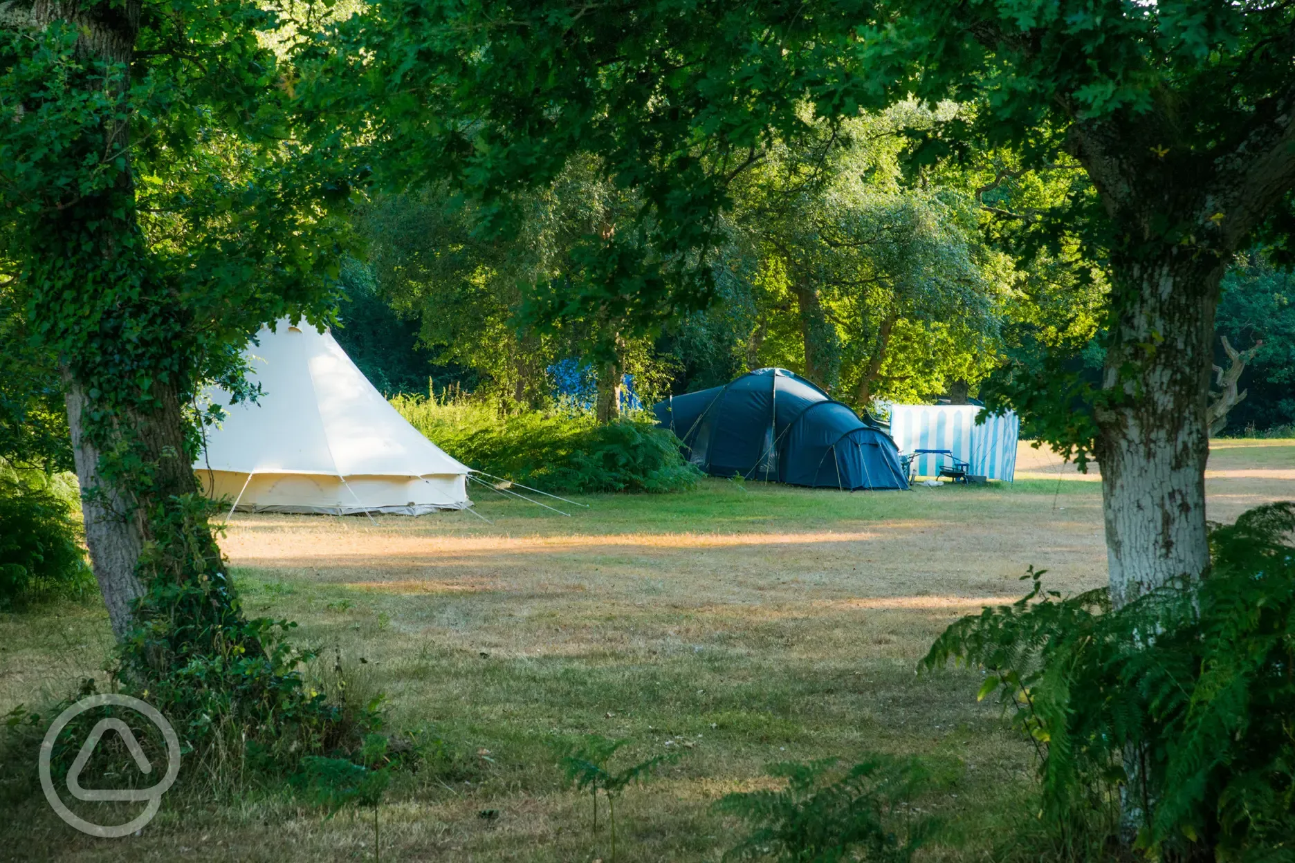 Non electric camping pitches