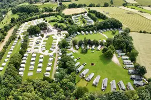 Greenhills Holiday Park, Bakewell, Derbyshire (8.9 miles)