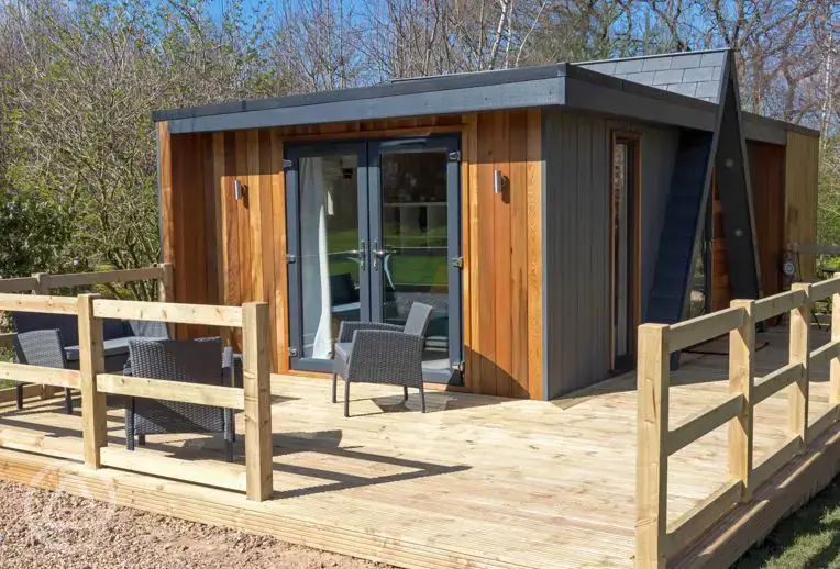 Lodge pod