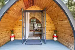 Glamping pod outdoor decking Glamping pod outdoor decking
