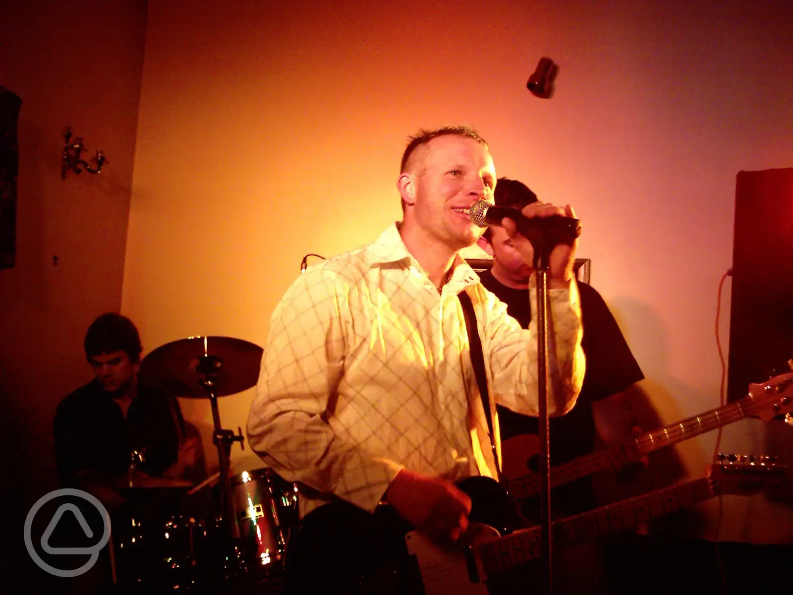 Live entertainment in the lounge bar, every night in peak season