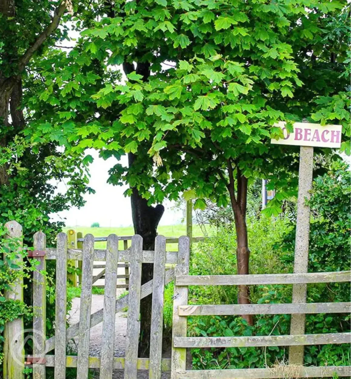 Walk to the beach, just a ten minute walk from Middlewood Farm Holiday Park