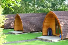 Camping pods, unfurnished with heater, electricity and lighting (pet free)