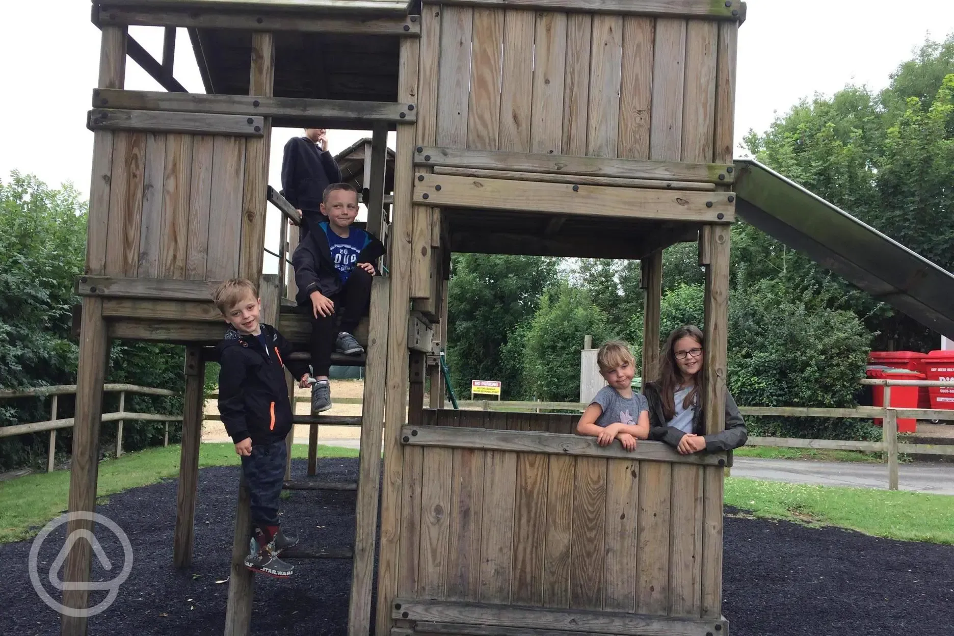 children play equipment