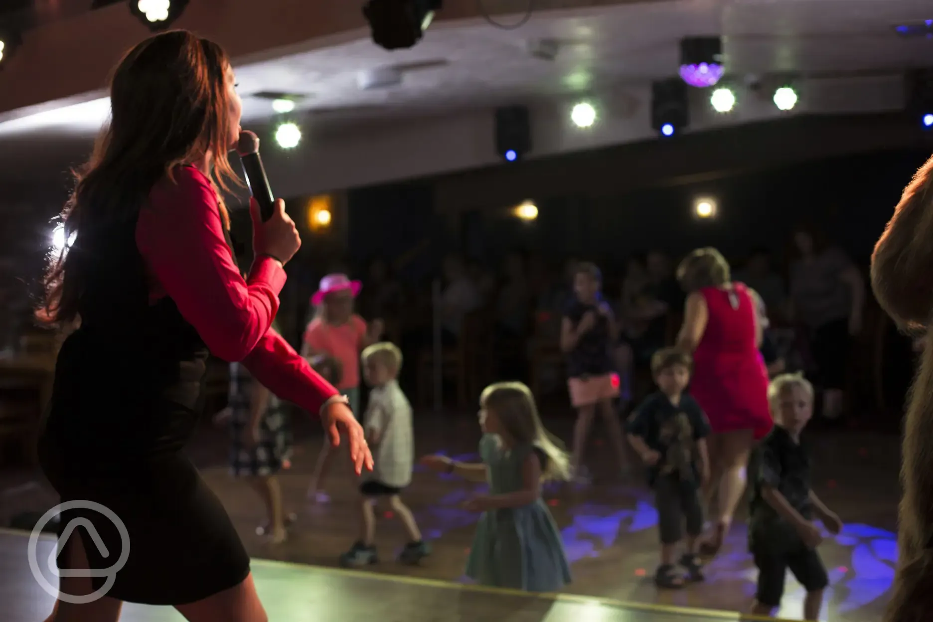 Live entertainment (seasonally hosted throughout the year)