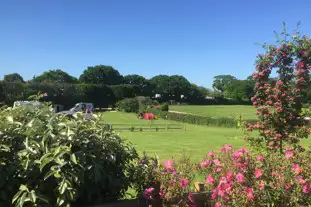 Leadstone Holiday Park, Dawlish Warren, Devon (8.1 miles)