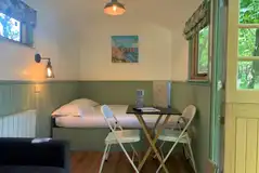 Shepherd's hut with a double bed and double sofa bed Shepherd's hut with a double bed and double sofa bed