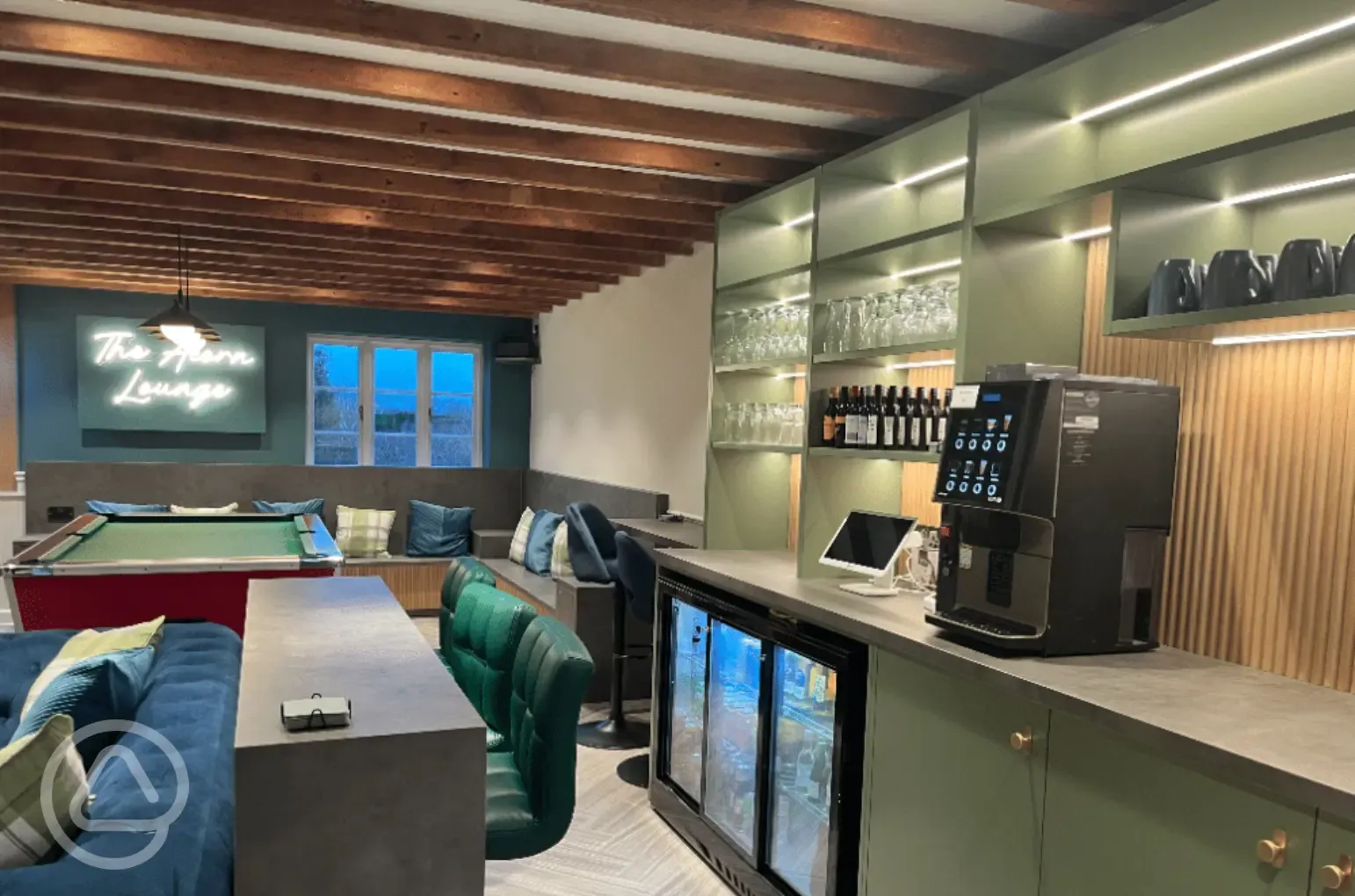 Guest lounge with self-serve bar