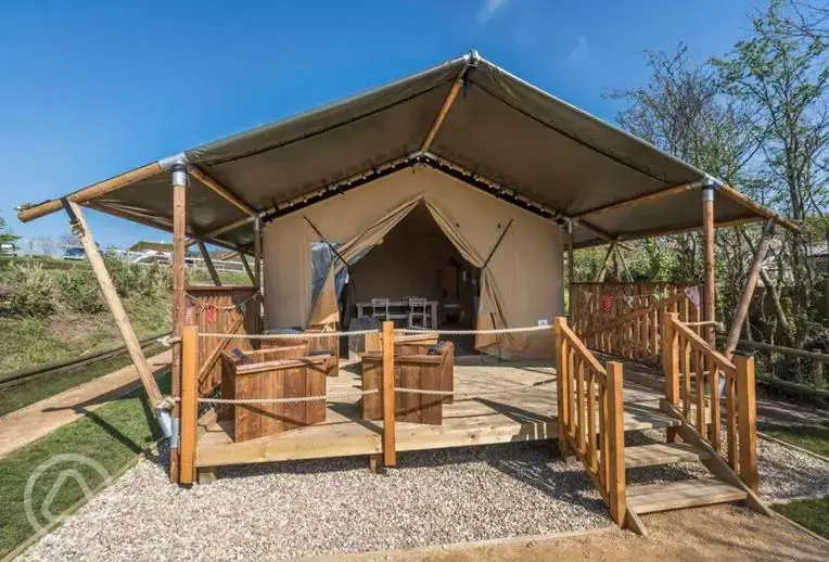 Safari tent