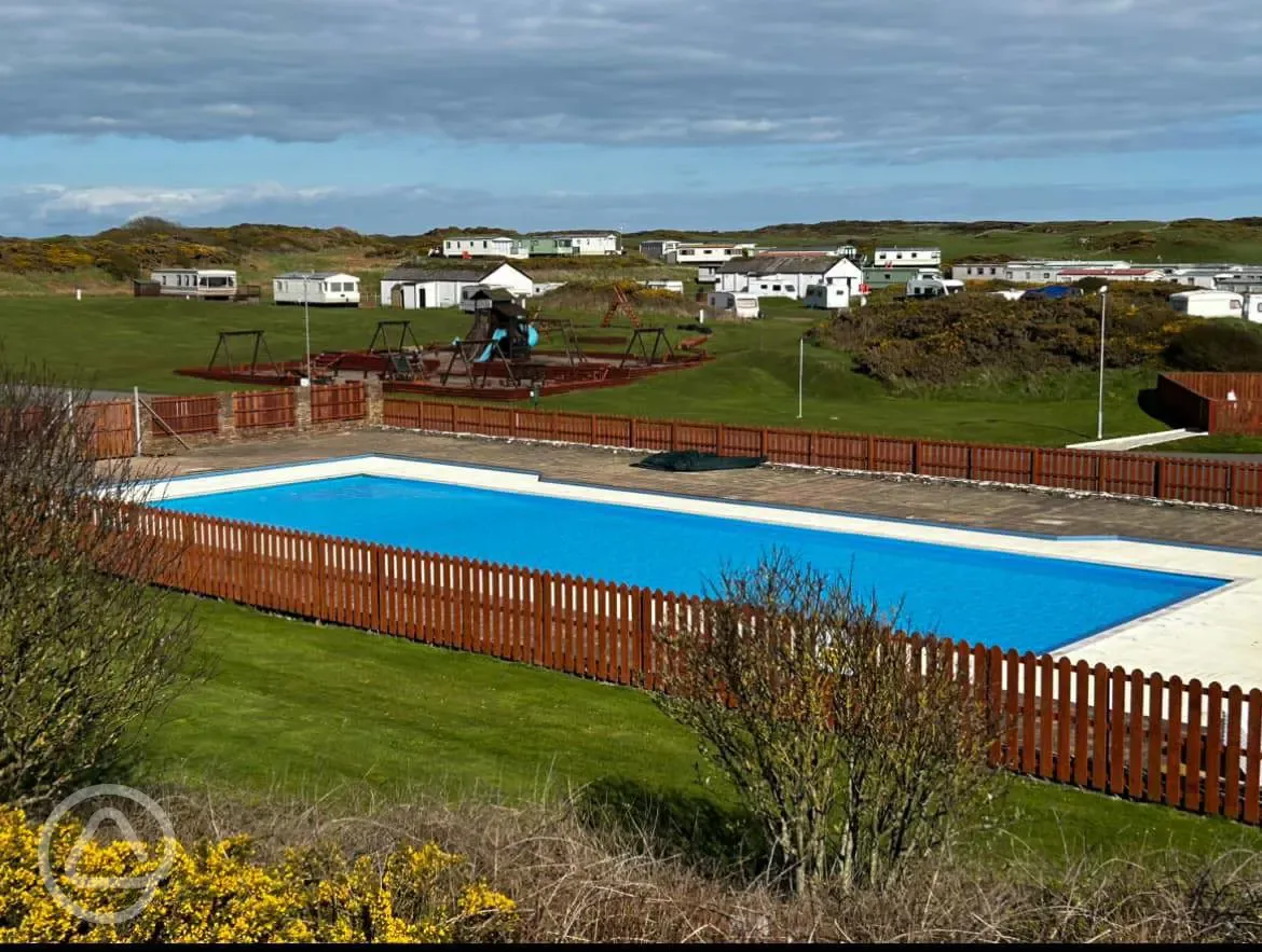 Outdoor swimming pool