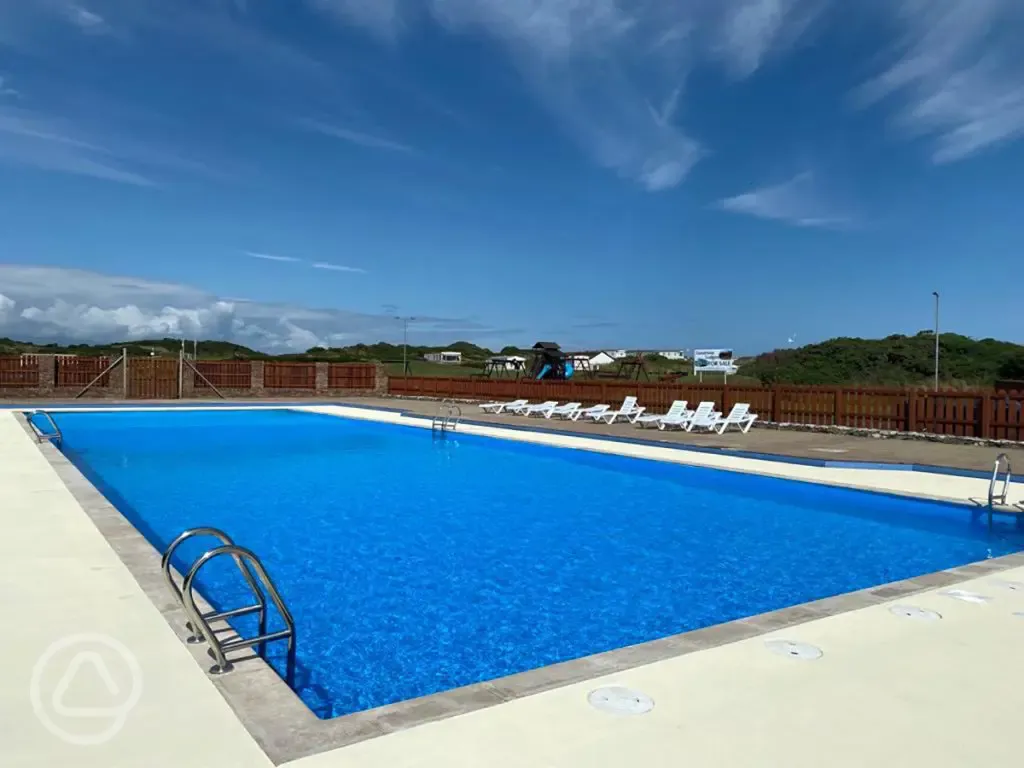 Outdoor swimming pool