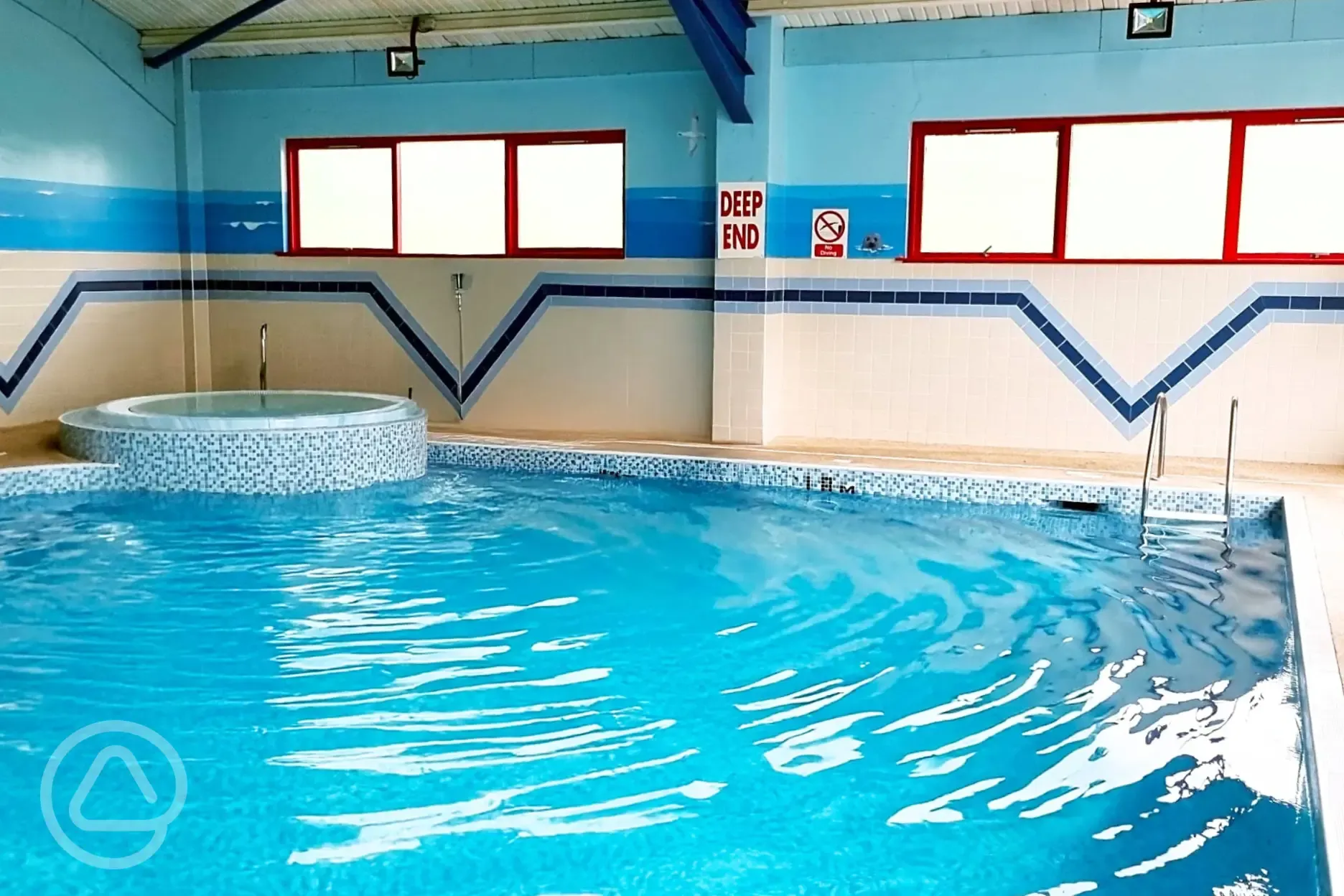 Indoor heated swimming pool (open year round) Indoor heated swimming pool (open year round)