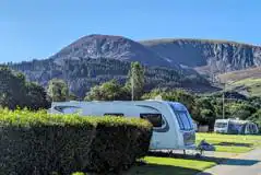 Hardstanding pitches with views of the mountains from Bryn Gloch