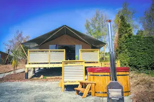 Riverside Camping, Rhosbodrual, Caernarfon, Gwynedd