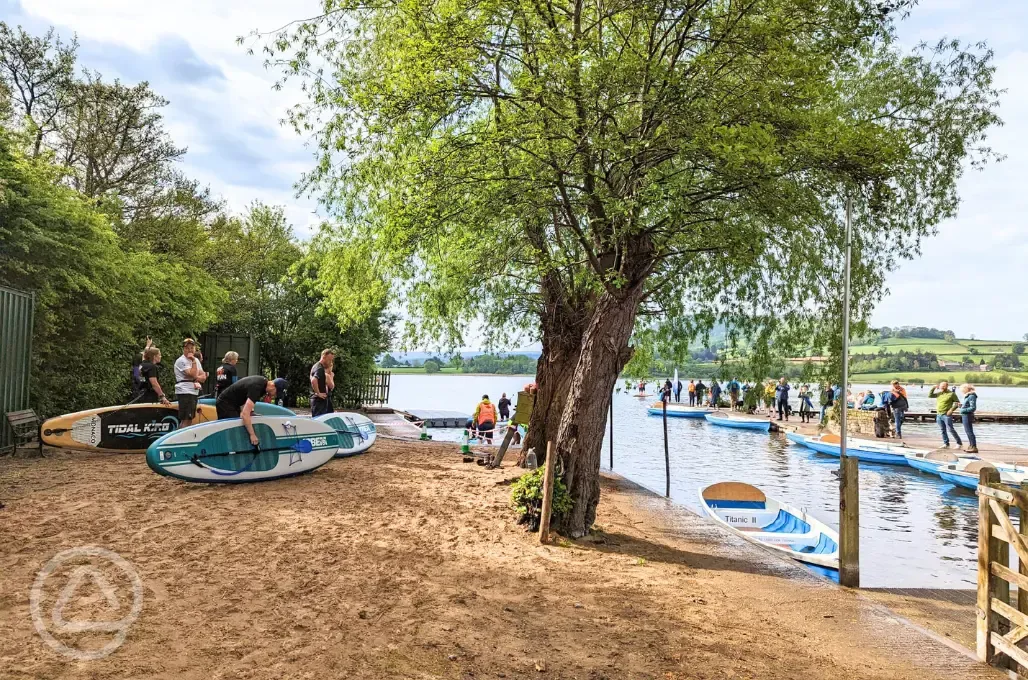 Paddleboard hire - Llangorse Lake