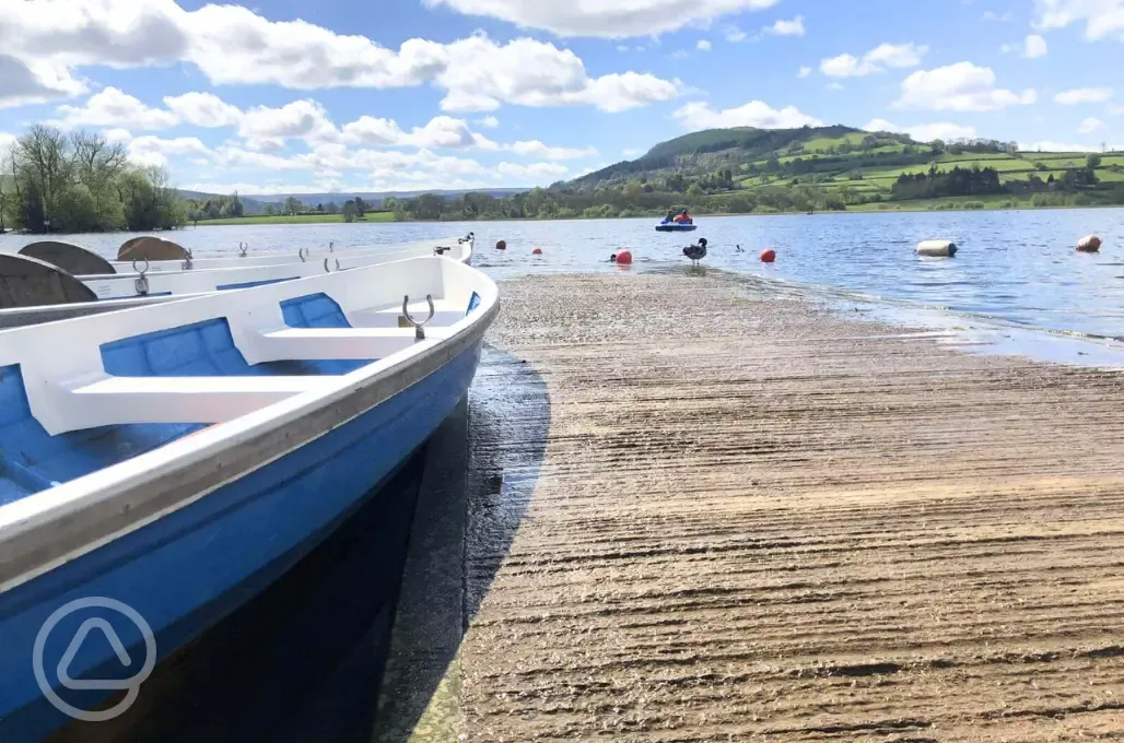 Boat hire on Llangorse Lake, hire for a full day or at an hourly rate