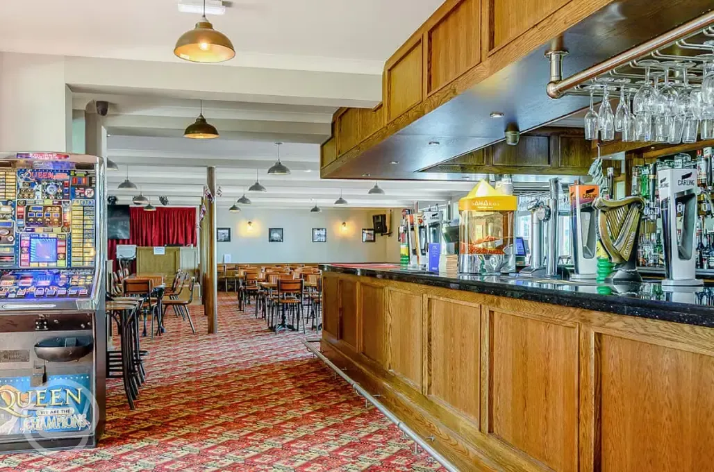 Pitch and Putt Inn bar