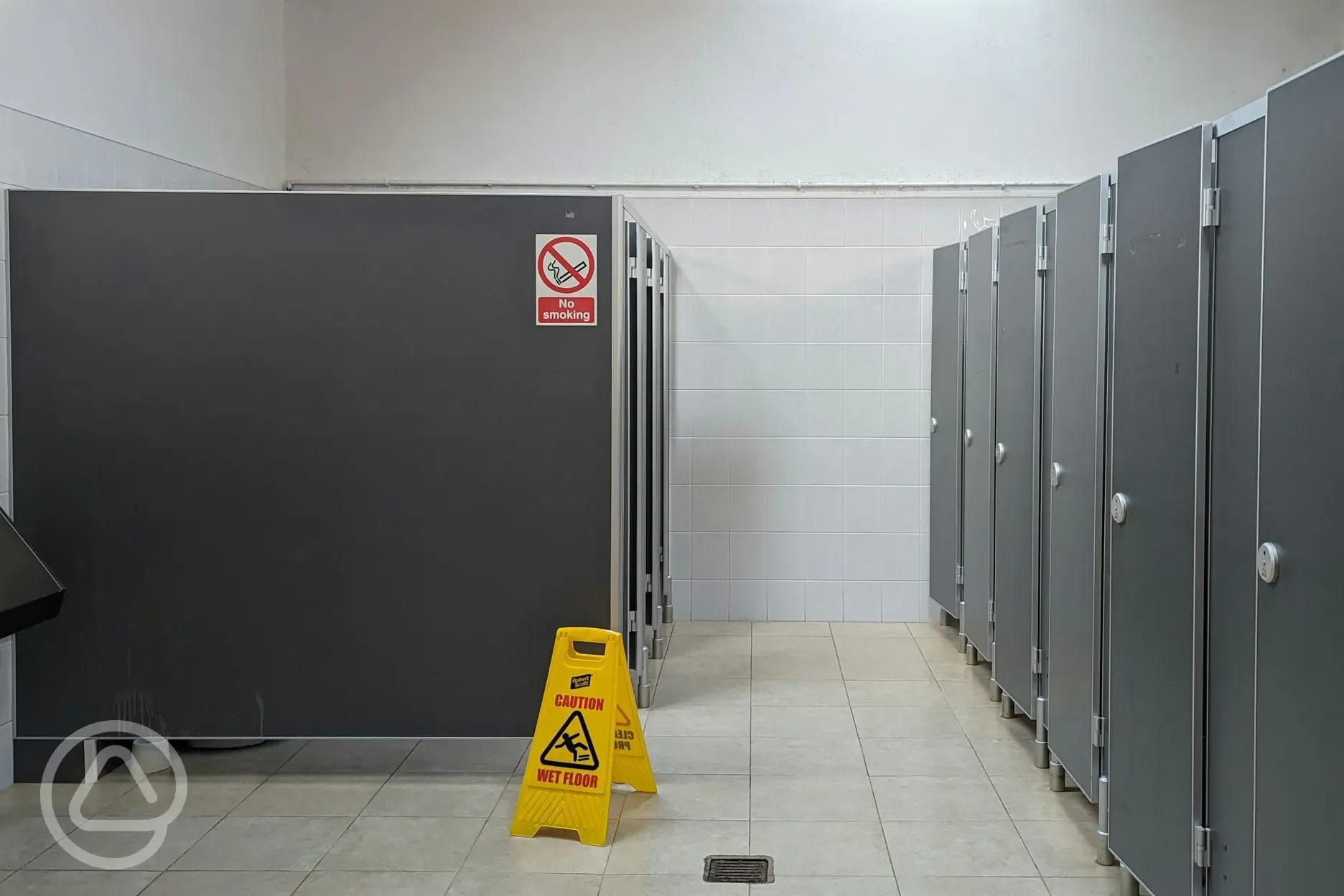 Gents toilets with cublicles and showers