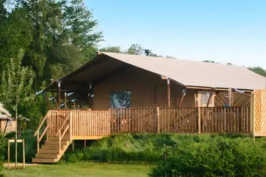 Parbola Holiday Park