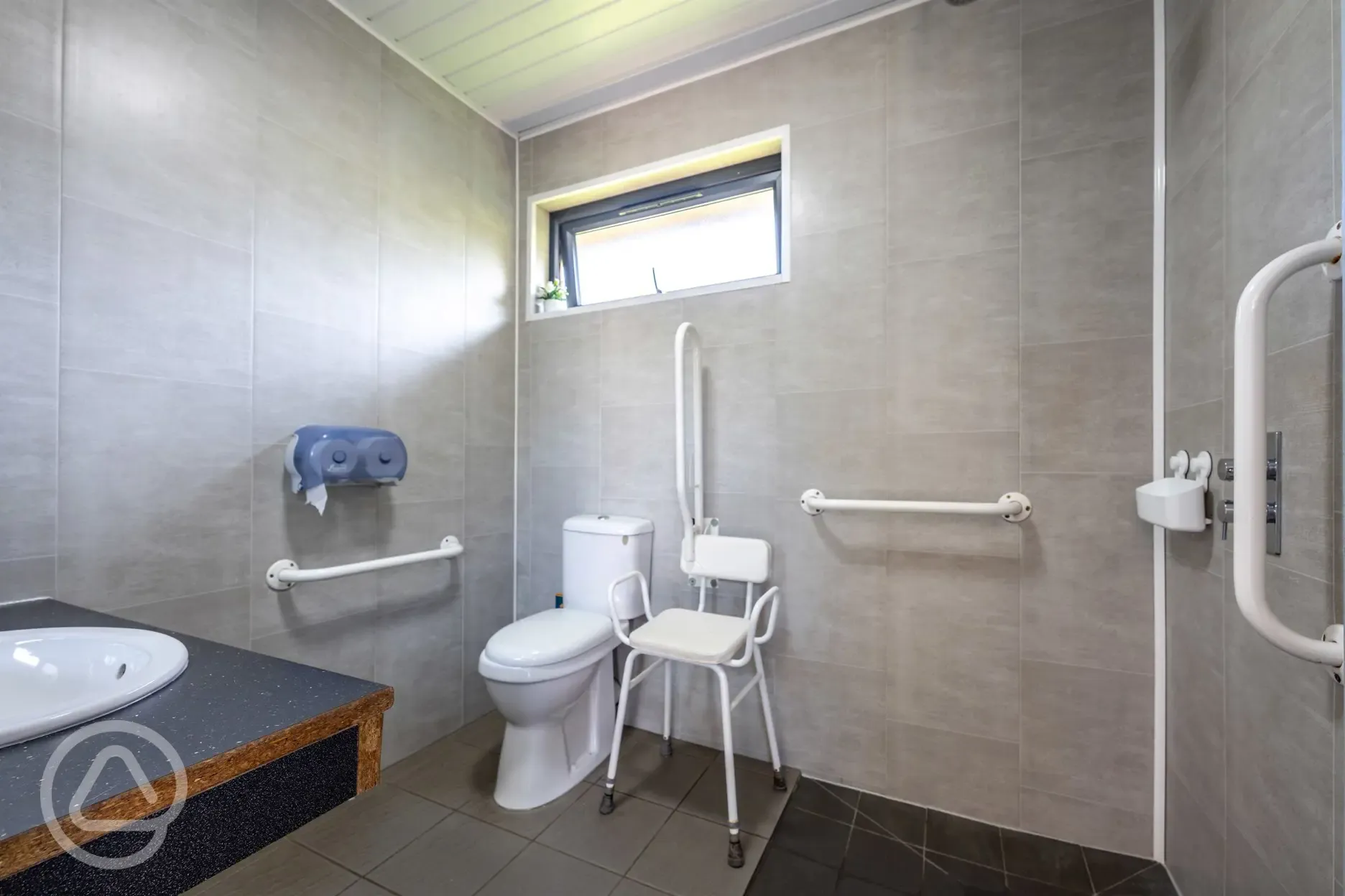 Disabled facilities in the shower block by reception