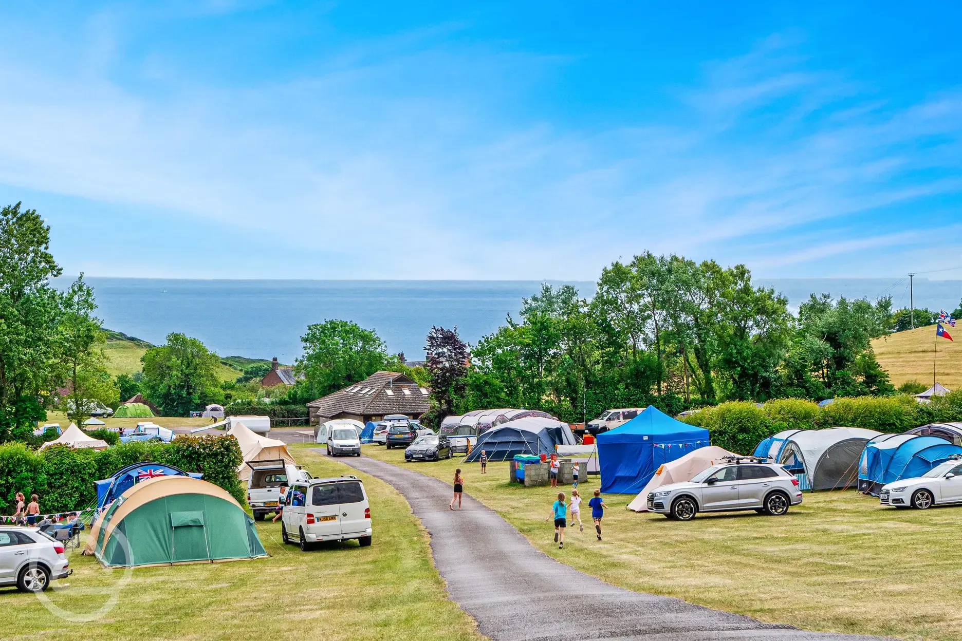 Non electric grass pitches for tents, roof tents, campervans, and motorhomes