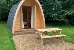Small pod (dog friendly)