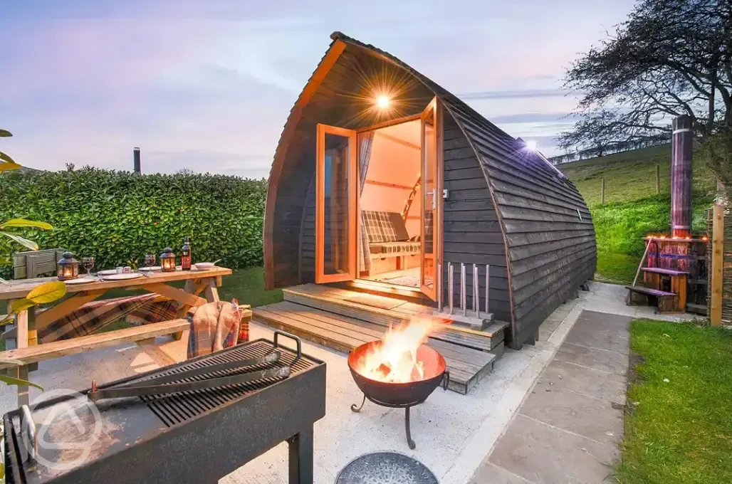 Deluxe ensuite Wigwam pod exterior