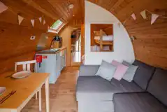 Deluxe Mega Pod fairy lights and bunting