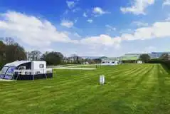 Caravans on flly serviced hardstanding super pitches Caravans on flly serviced hardstanding super pitches