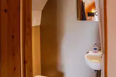 Mega Pod ensuite toilet and shower room Mega Pod ensuite toilet and shower room