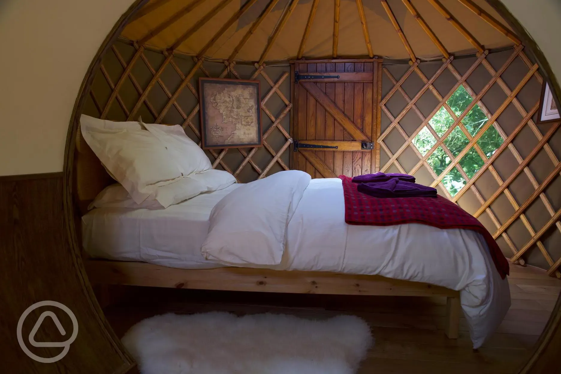 Burrow yurt