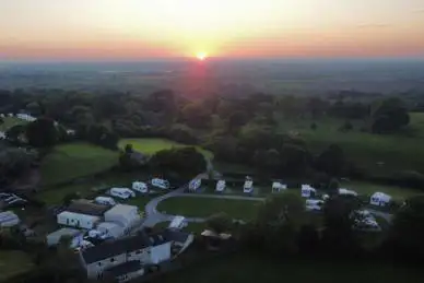 Twll Y Clawdd Touring and Camping Park