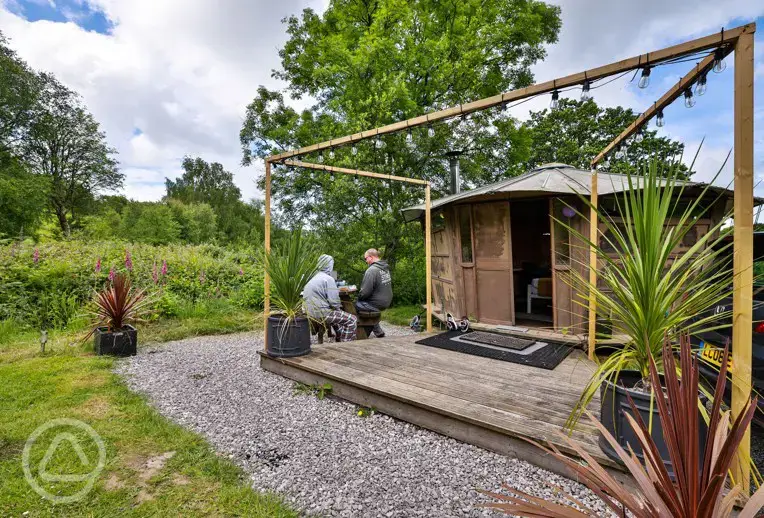 Pod cabin patio