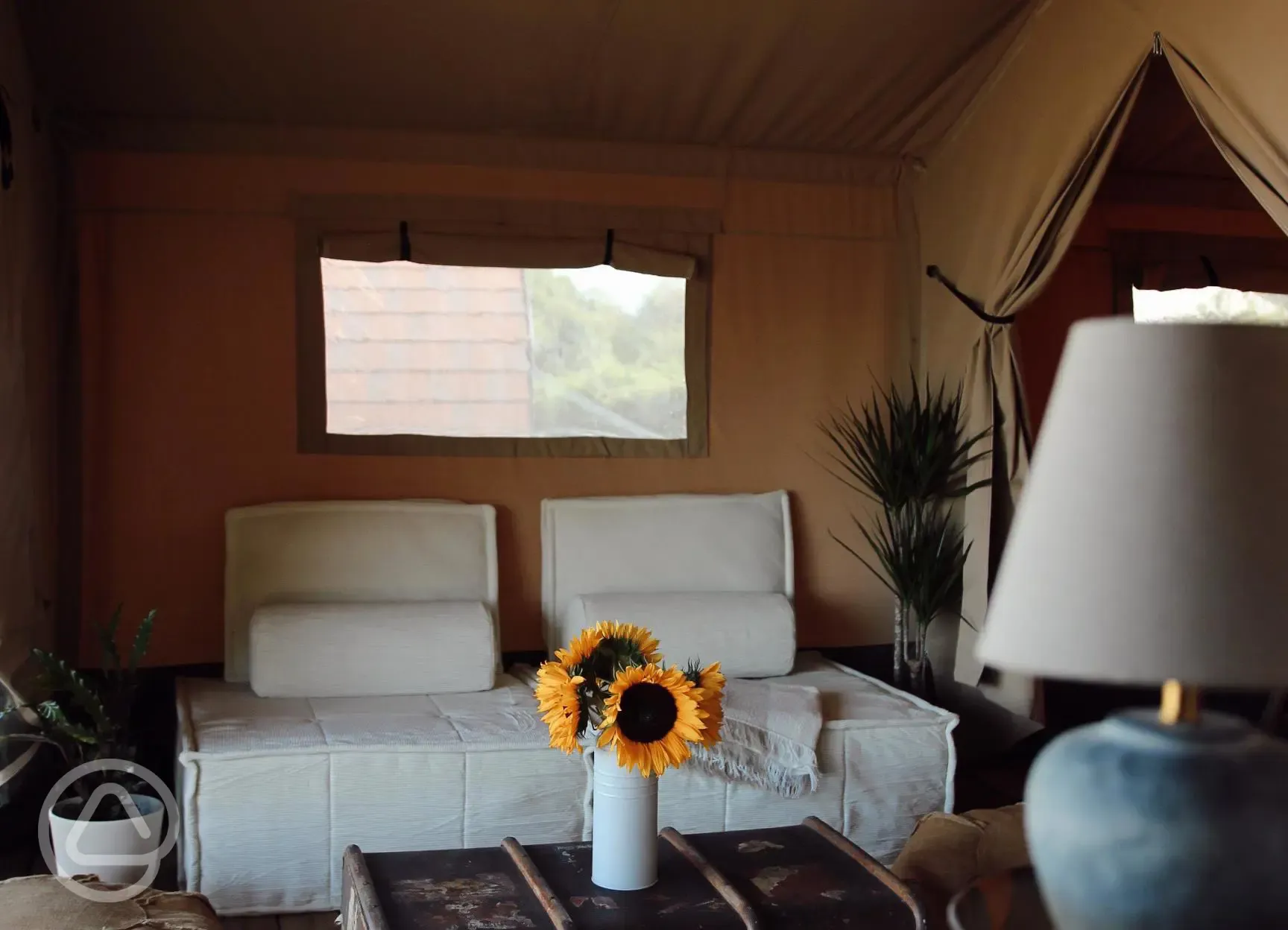 Safari tent lounge