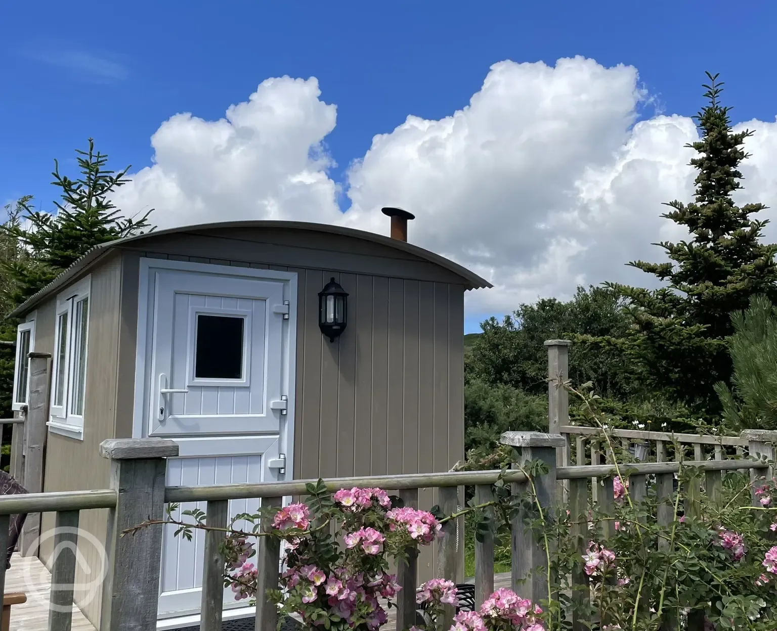 Shepherd's hut