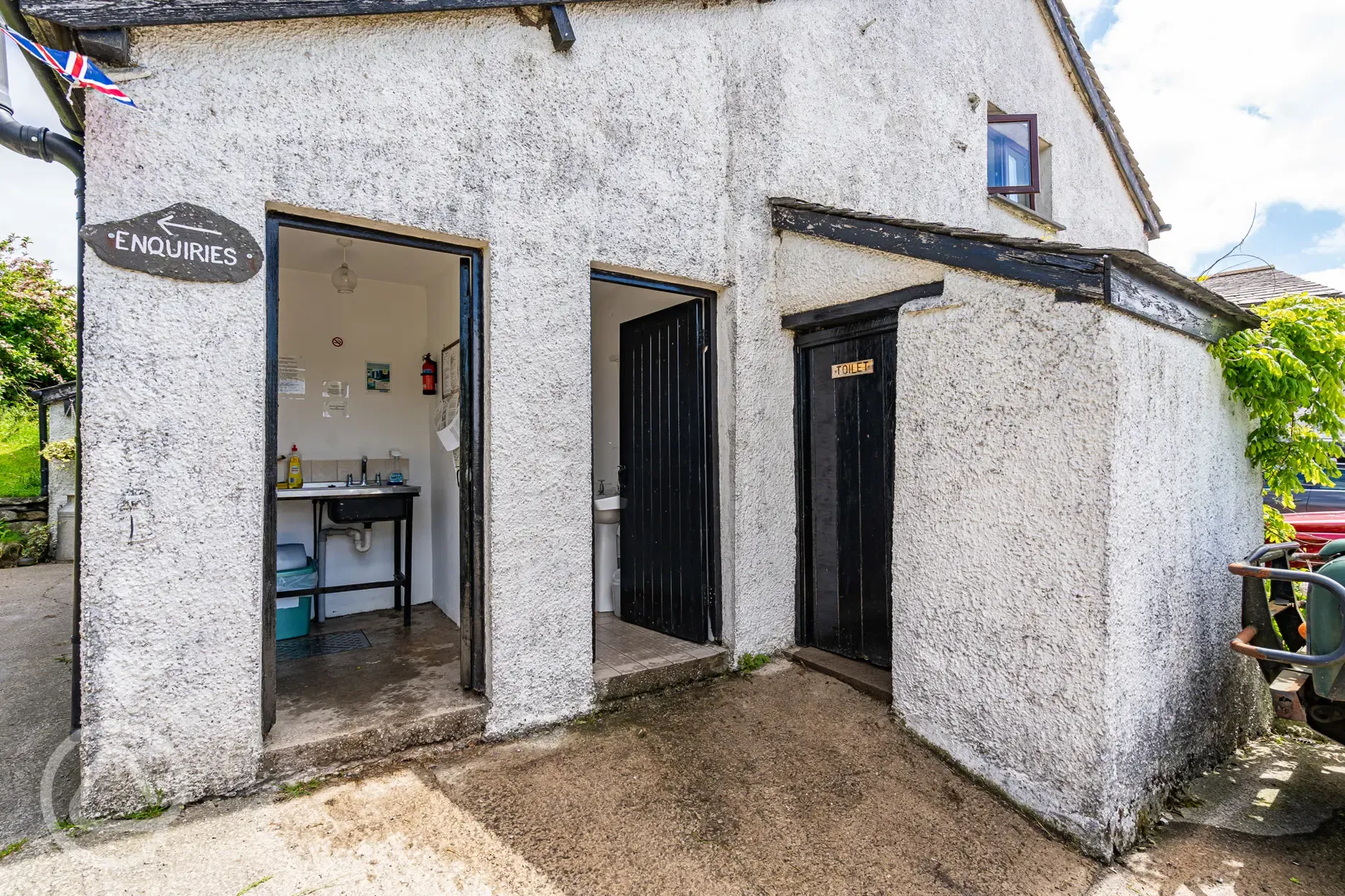 Facilities block at Birchbank Camping Site