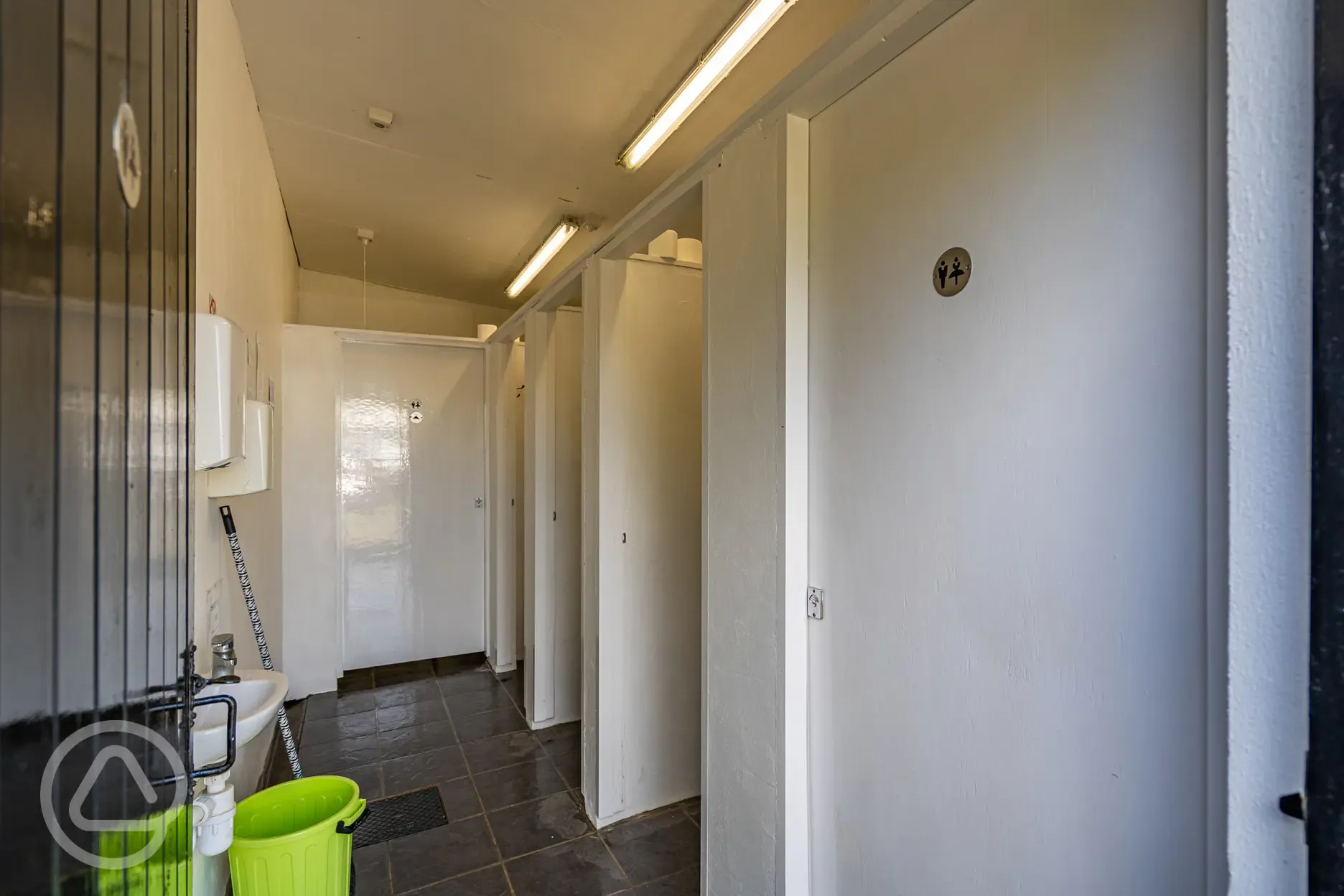Toilets and showers at Birchbank Camping Site