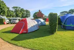Fully serviced grass and hardstanding pitches