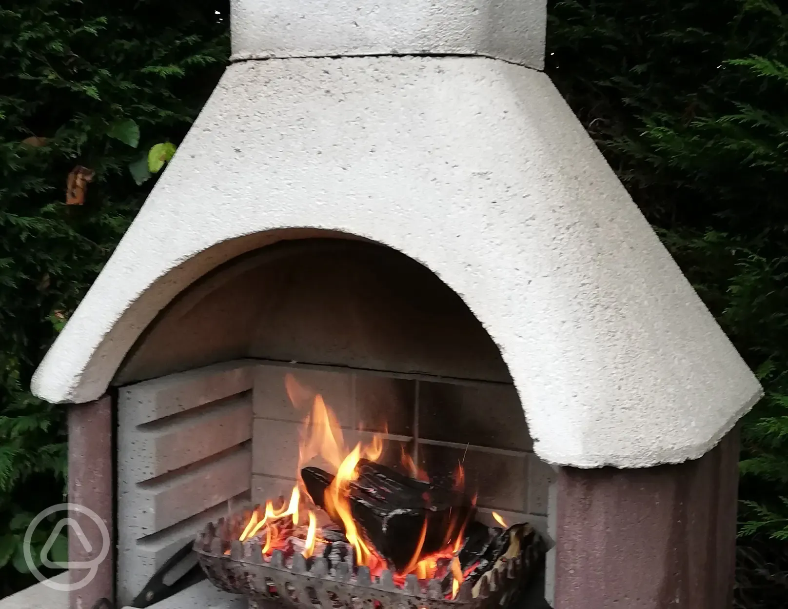 Camping pod chimenea