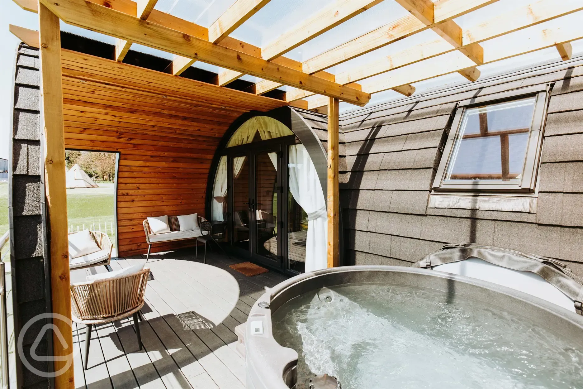 Luxury pods and hot tubs
