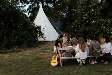 White House on Wye Glamping