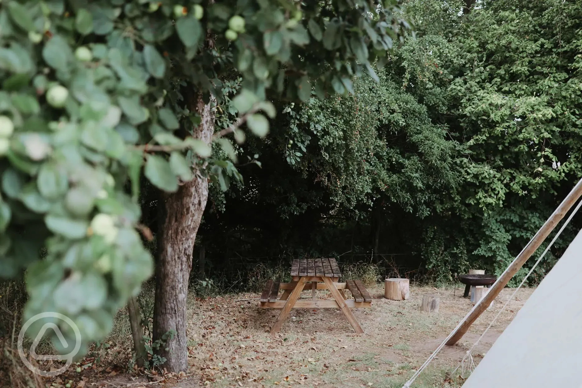 Picnic bench