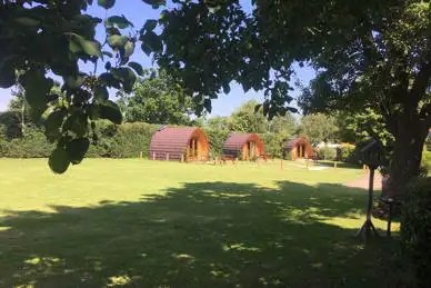 Briarfields Motel and Touring Caravan Park