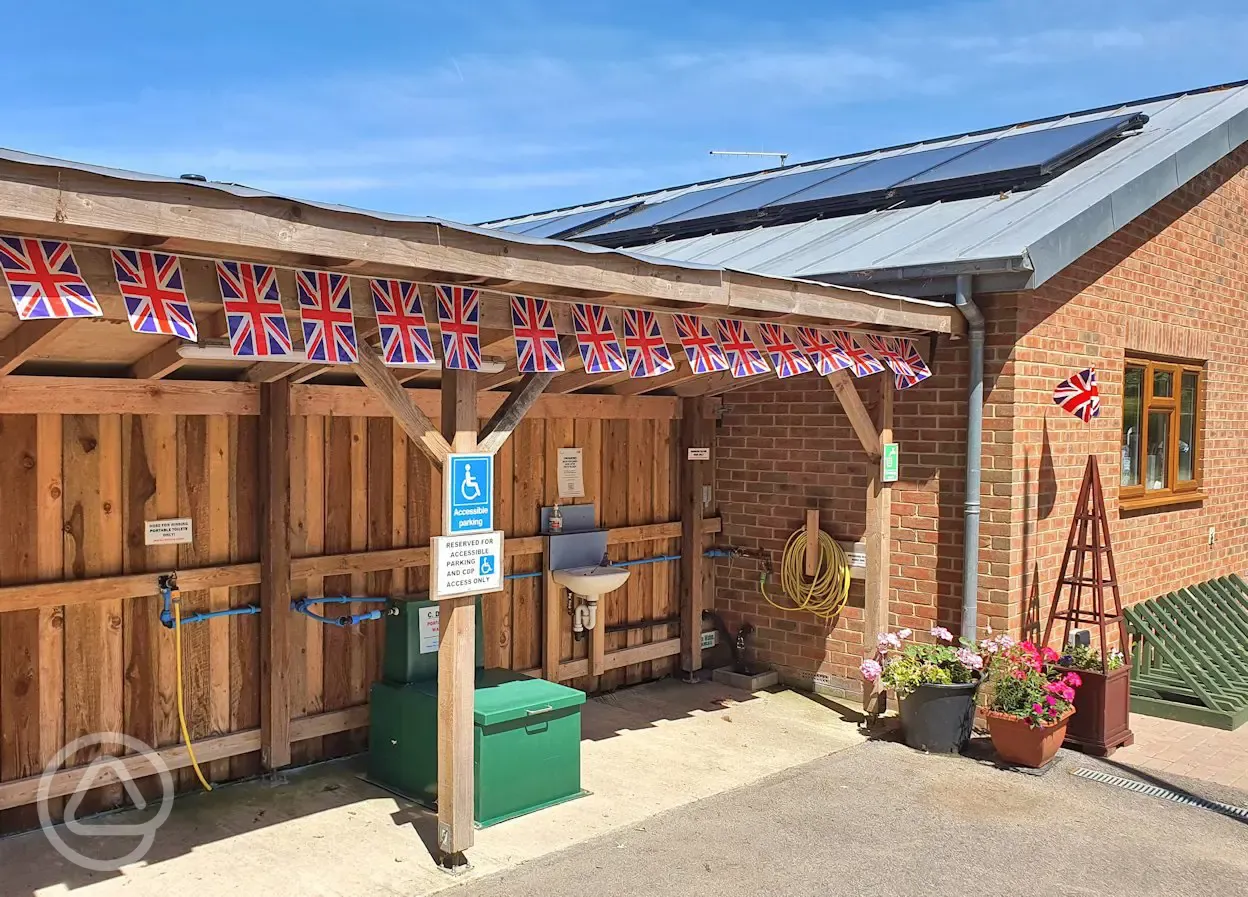 Outdoor washing up area at Stubcroft Farm Campsite